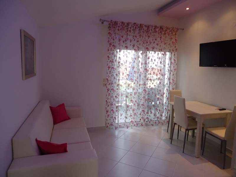 Luxury Apartment 302